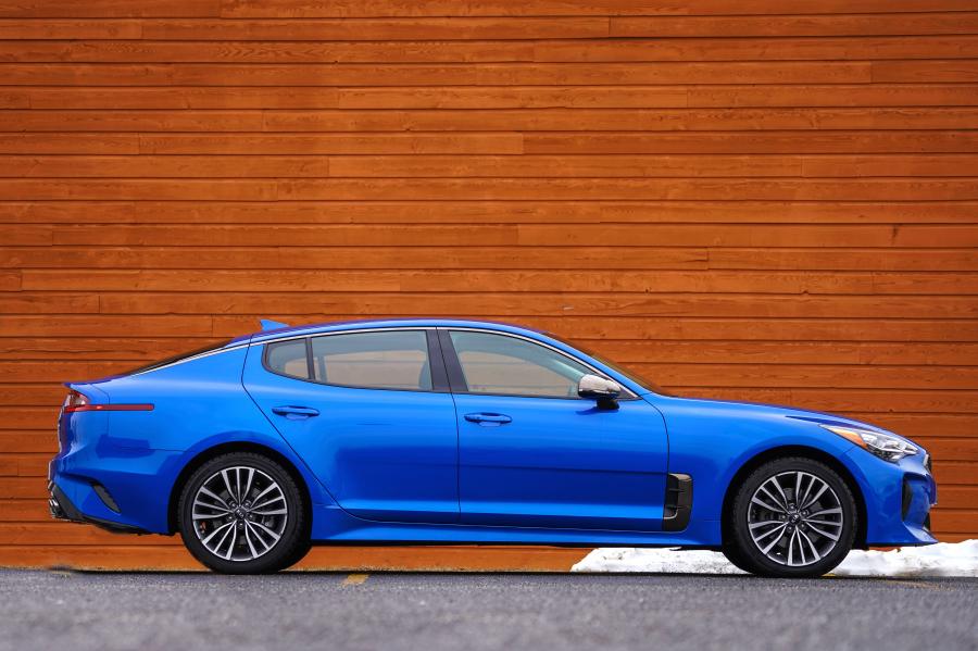  Kia Stinger GT-Line AWD (CK) 2017 года  (NA) (фото 6 из 14)